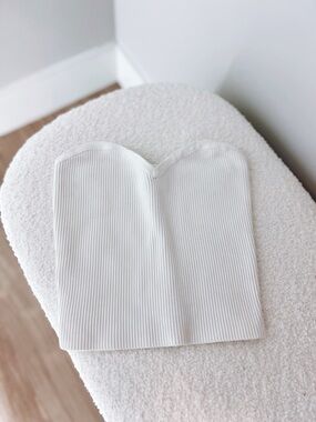 Babaton SMALL Cream Ribbed STRAPLESS Knit Top